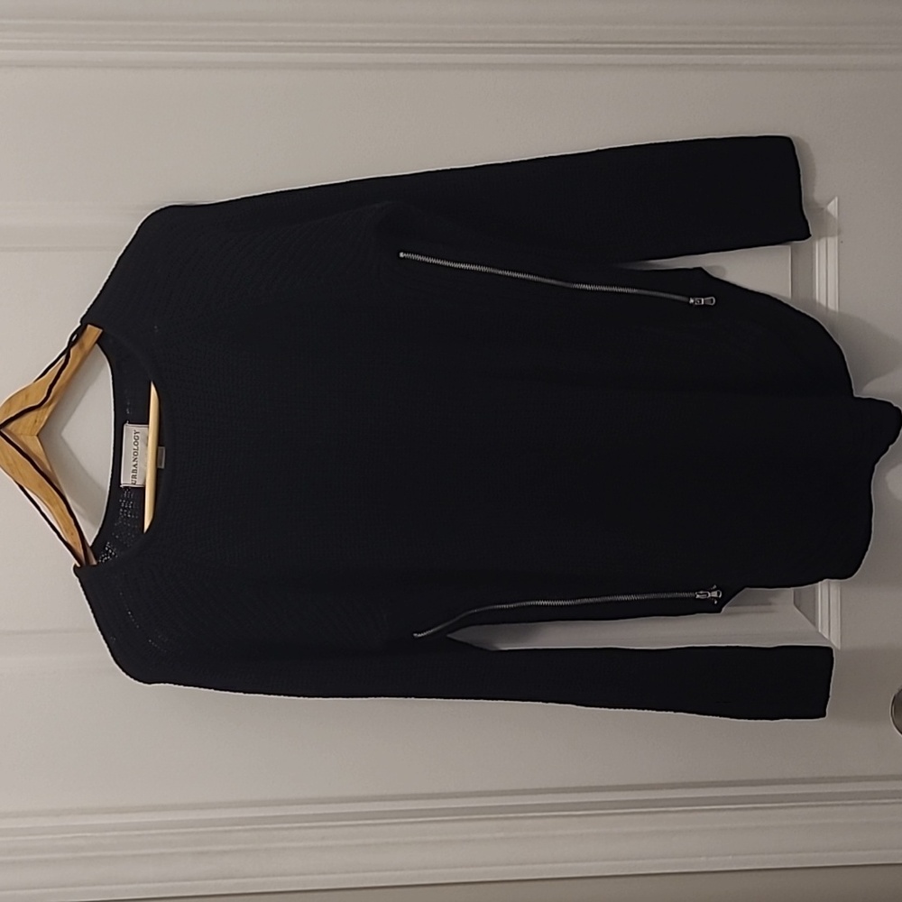 Black Knit Zipper Sweater